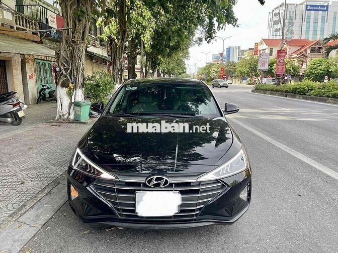 Hyundai Elantra 2021 1.6 AT - 64000 km
