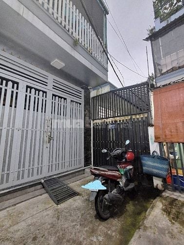 Nhà KDC hiện hữu, Cấp 4, DT 4,2x20m