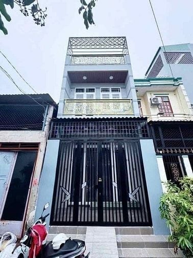 Bán nhà đẹp giá dưới 4ty đường Trần Quang Diệu, Phường 14, Quận 3 