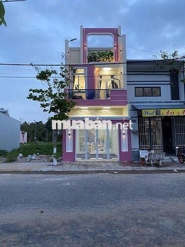 NHÀ MỚI XÂY TẶNG FULL NỘI THẤT CAO CẤP KHU DÂN CƯ TRƯỜNG AN- VĨNH ONG