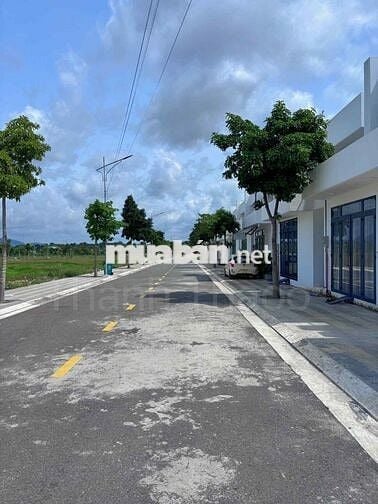 CHÍNH CHỦ NGỘP BANK – BÁN NHANH LÔ ĐẤT THỔ CƯ FULL – KDC HIỆN HỮU