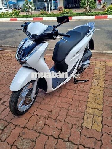 SH 125i ABS màu trắng đen
