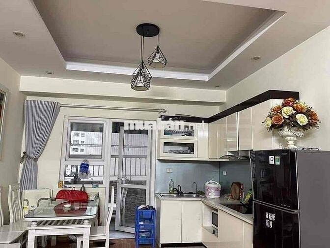 Em chuyển chỗ nên pass lại phòng này trong căn 3 ngủ