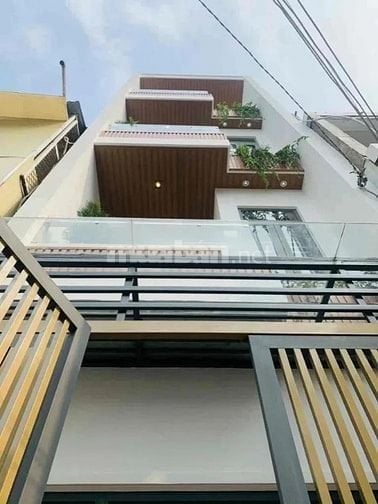 Bán 2 tỷ 460 nhà 55m² đường Hoàng Sa, P5, Tân Bình. Xây 4 tầng, hẻm 6m