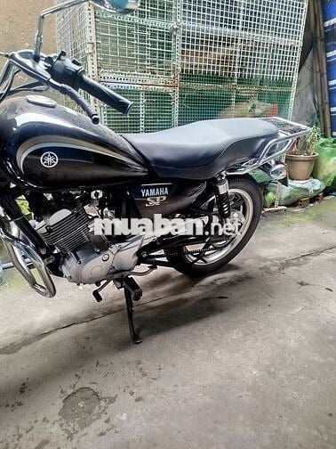 Bán xe yamaha yb125 . Màu đen. 2018 . Xe còn 90%