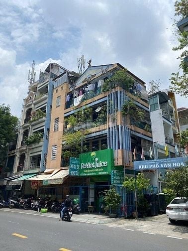 Góc 2 mặt tiền đường quận 1- Trục Trần Hưng Đạo và Nguyễn Cảnh Chân