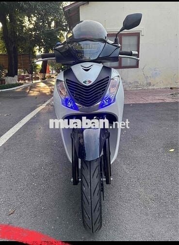 SHVN 150 lên Ý, êm nhẹ, zin, xe dọn mới y như hinh