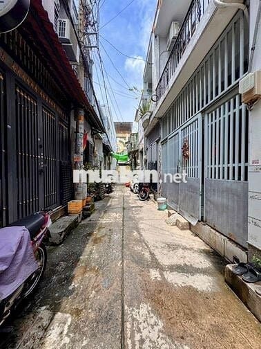 Bán nhà giáp Bình Long, 28m2, giá nhỉnh 2 tỷ