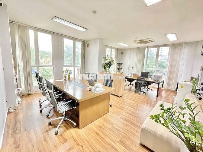 BQL tòa nhà cần cho thuê sàn VP mặt phố Thái Thịnh 75m2 giá 21tr/tháng