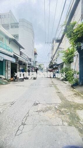 HẺM 3M - 2 TẦNG - Hàng Xanh - SÁT Q1 - SỔ HỒNG RIÊNG