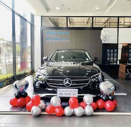 Mercedes Benz E Class 2021 E180 - 60000 km