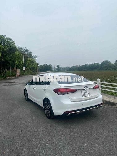 Kia Cerato 2018 1.6 AT. bản full