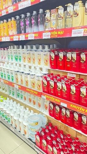 TUYỂN NHÂN VIÊN LÀM VIỆC TRỰC TIẾP TẠI NHÀ BÈ