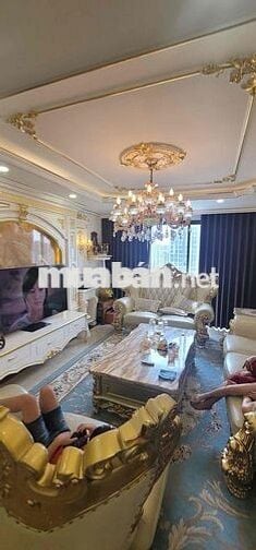 Cần bán gấp Nhà Âu Cơ, Tây Hồ- 50m- 8tang, thang máy
