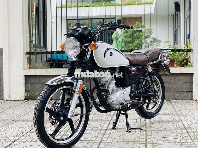YAMAHA YB 125 MÀU TRẮNG NHẬP KHẨU NGUYÊN CHIẾC