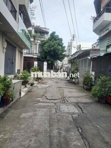 Bán lô đất tặng nhà C4, 4x25m, hẻm 6m, thông ra kênh tham lương, Q12