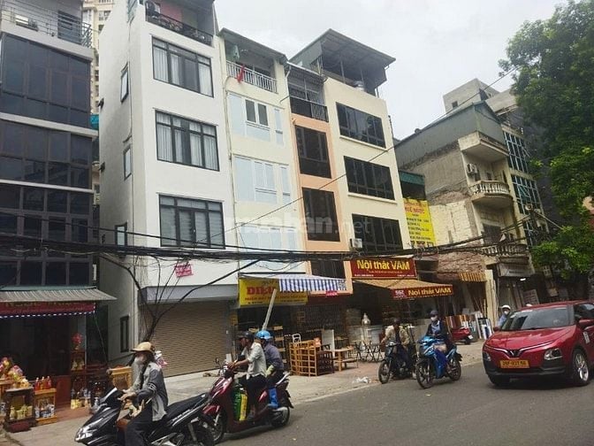 Nhỉnh 200tr/m2, chính chủ bán nhà phố 35m2*5T*3,5MT; kinh doanh tốt