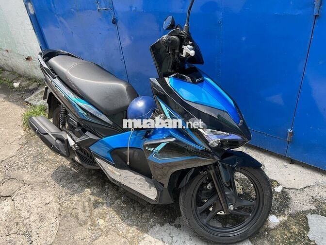 Xe tay ga AB 125 - 2018 - Màu xanh đen, mới 90%