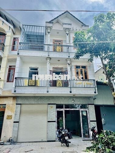 [NHÀ MỚI SỬA RẤT ĐẸP]Chính chủ cho thuê nhà mặt tiền, khu Green Square