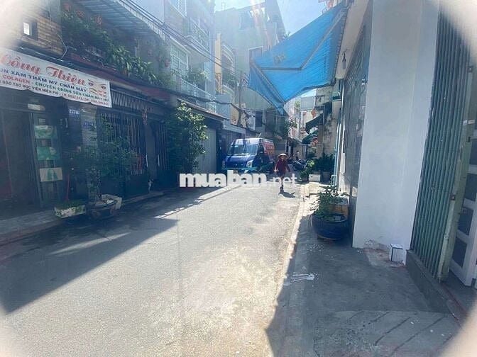 Cho thuê nhà đg.nội bộ ni sư huỳnh liên p10.tân bình