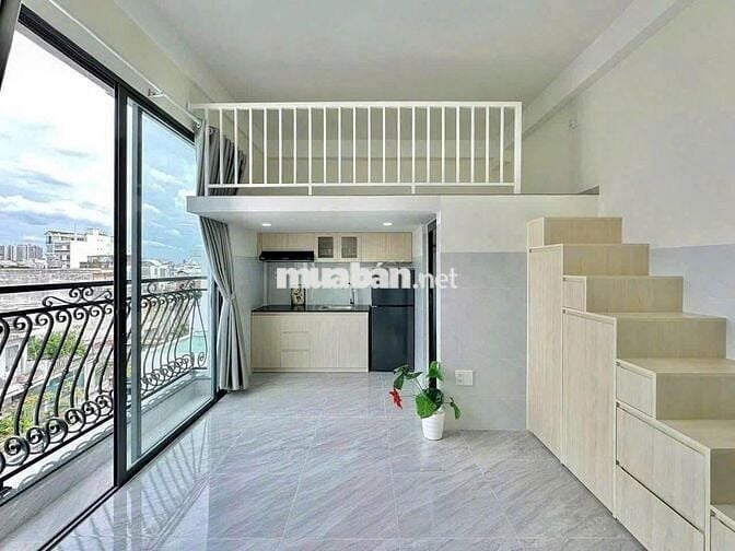 Căn hộ có Gác mới xây có cửa sổ thoáng ,Full Nội Thất gần CV Làng hoa