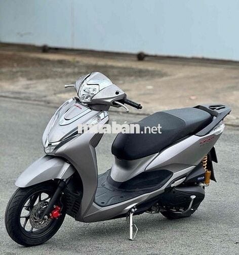 lead 4val/2023 nguyên zin _ đồ chơi cơ bản real