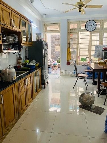 BÁN HOẶC CHO THUÊ C/c cũ Miếu Nổi 18 tầng Trường Sa- Vũ Huy Tấn