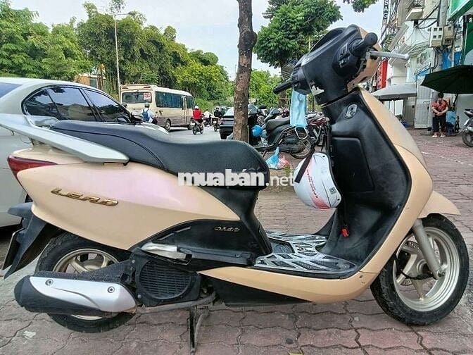 Lead B30, chính chủ, mới đi hơn 2 vạn ạ.
