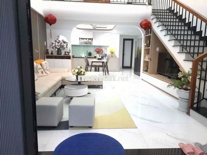 BÁN NHÀ ĐƯỜNG 7M5 , MỚI FULL NỘI THẤT ,