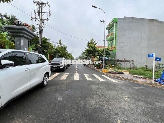 Bán lô đất khu nhà ở Vĩnh Tân Giá Rẻ 1 tỷ 050. Nhanh tay thì còn