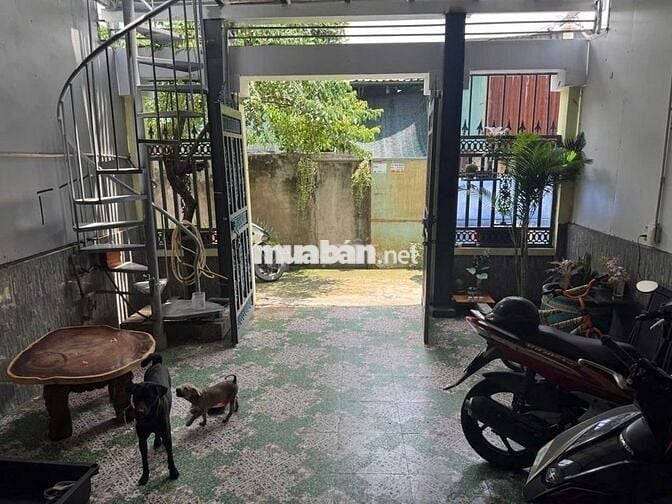 Nhà phố trệt 2 lầu tại Phước Kiển. Sổ hồng riêng. Công chứng ngay