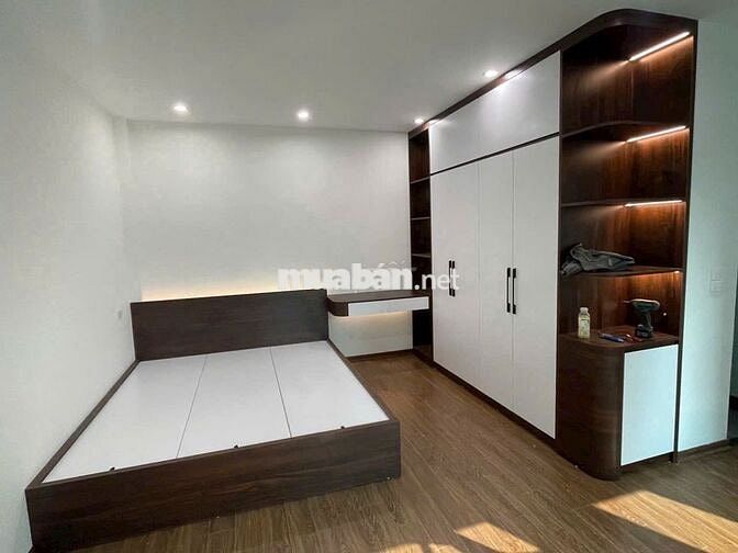 📢📢📢Nhà Cổ Linh – Ngọc Trì 68m2 Thang Máy, Ô Tô đỗ Cổng