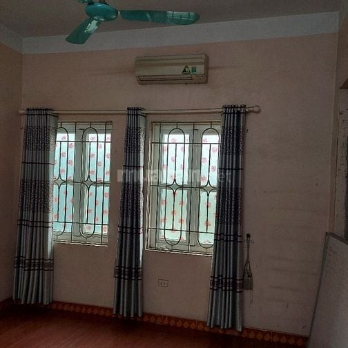 CHO THUÊ NHÀ ĐỂ Ở VÀ KINH DOANH, TÂY MỖ