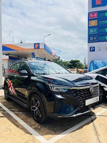 MG RX5 Luxury giá chỉ 590Tr còn thương lượng !!!