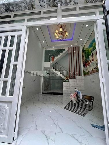 Bán nhà đường đường Cửu Long F15 Quận 10