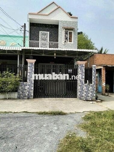 Cần Bán nhanh Căn nhà ở Tân Xuân Hóc Môn 650triệu Sổ hồng Riêng Sẵn