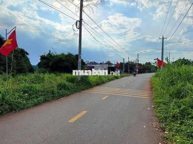 Giá Rẻ Nhất TT Đất Đỏ- 890 Triệu
Diện tích: 5x19 (96m2-60m thổ cư)
