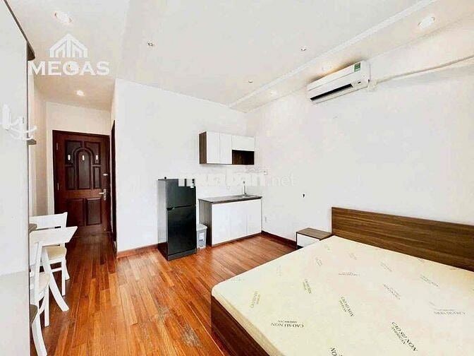 CHO THUÊ CĂN HỘ NGAY CHỢ NGUYỄN VĂN TRỖI ĐẦY ĐỦ NỘI THẤT CỬA SỔ TRỜI🔥🔥