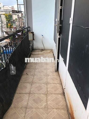 phòng trọ thoáng mát sạch sẽ cho Nữ thuê. phòng 18 m2 , đường nguyễn d