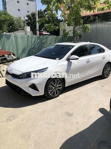 Kia K3 2022 1.6 Luxury - 30000 km