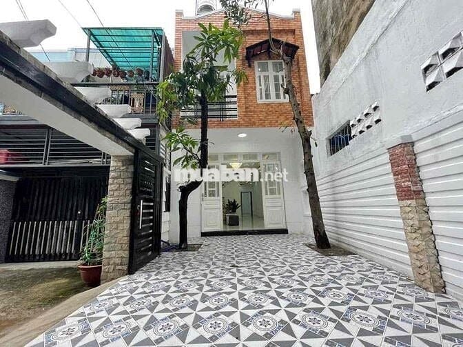 🧧🧧 Cho thuê nhà nguyên căn hẻm xe hơi đậu trong nhà Huỳnh Tấn Phát - N