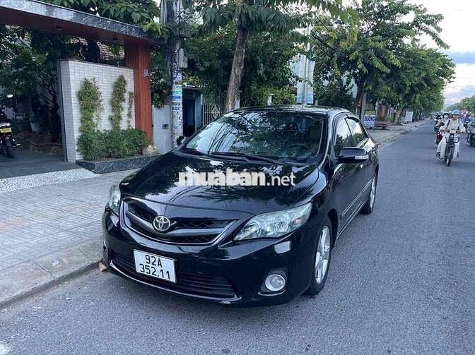 Toyota Corolla Altis 2011 2.0V - 11012 km