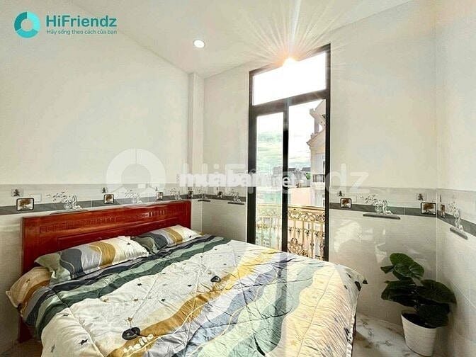trống sẫn Studio bancol full nội thất nằm gần ĐH Van Lang , ĐH IUH
