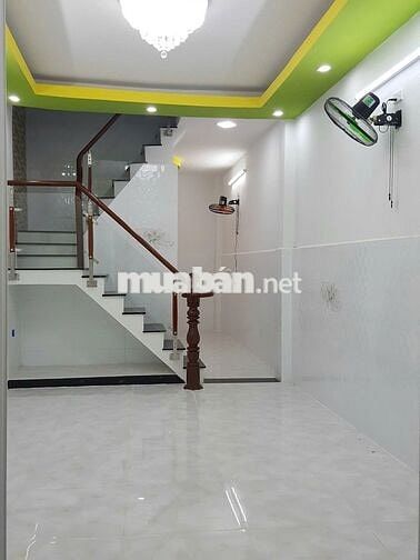 Chính chủ 1 trệt,1 lầu,3.4x10.8m,hẻm LêĐạiHành,Q11