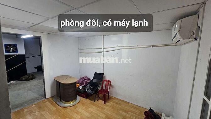 Share phòng đôi, không gian rộng rãi
