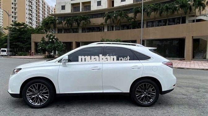 Chính chủ cần bán xe Lexus RX 350 2013 - 79000 km