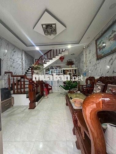 Cần Chuyển Nhượng Nhà 4 Tầng Mặt Tiền Đường Liên Hoa - Ngay Gần Chợ