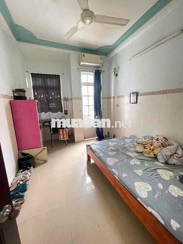 Cho Thuê Mt đường LÊ LÂM P PHÚ THẠNH: 3,7 x 15M Đúc 3,5TẤM : 4 PN