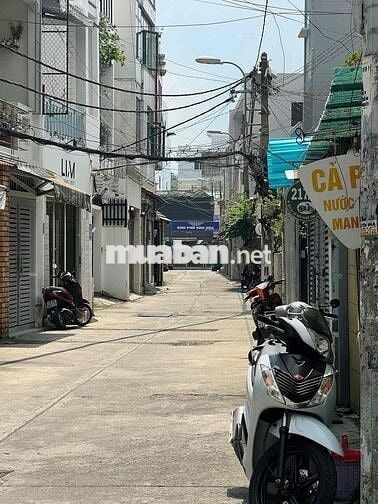 cần cho thuê nhà hxt đường xvnt ngay ngã tư hàng xanh