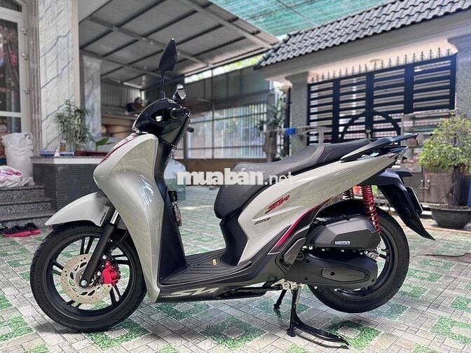 SH 160 ABS Xám Xi Măng Thể Thao 2025